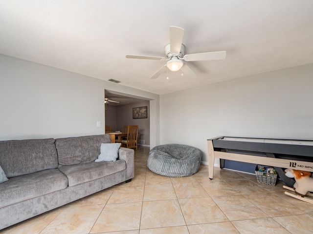 1678 ALGONQUIN DRIVE, Clearwater, FL 33755