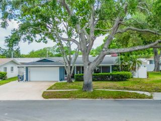 1678 ALGONQUIN DRIVE, Clearwater, FL 33755
