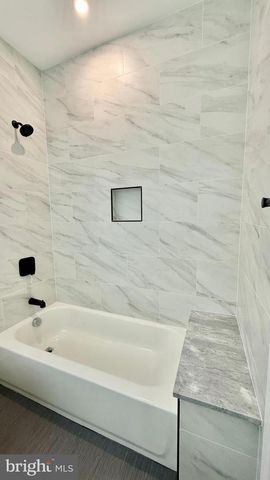 225 PENN AVE, Edison, NJ 08817