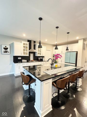 1436 Hove Drive, Greenwood, IN 46143