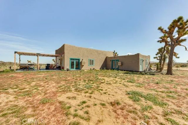 58725 Botkin Road, Landers, CA 92285