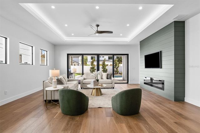 3303 HELEN AVENUE, Orlando, FL 32804