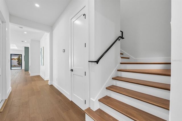 3303 HELEN AVENUE, Orlando, FL 32804