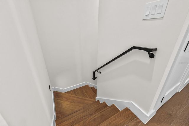 3303 HELEN AVENUE, Orlando, FL 32804