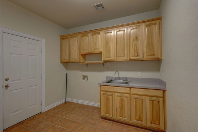22060 Greenbriar Drive, Whitney, TX 76692