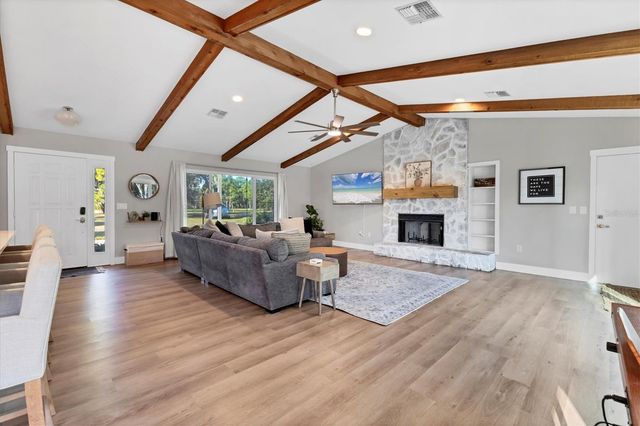 6812 41ST AVENUE E, Bradenton, FL 34208