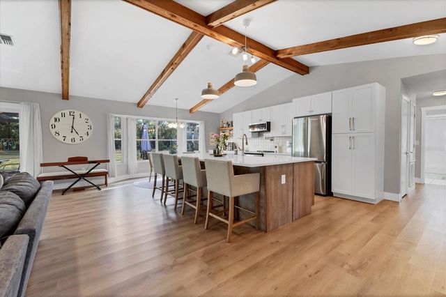 6812 41ST AVENUE E, Bradenton, FL 34208