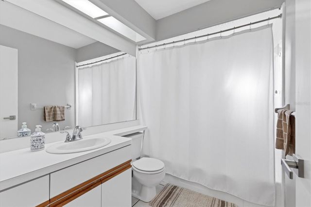 6812 41ST AVENUE E, Bradenton, FL 34208