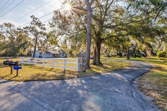 6812 41ST AVENUE E, Bradenton, FL 34208