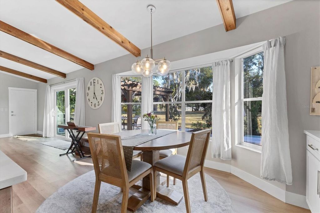 Image 17 of property listing at 6812 41ST AVENUE E, Bradenton, FL 34208