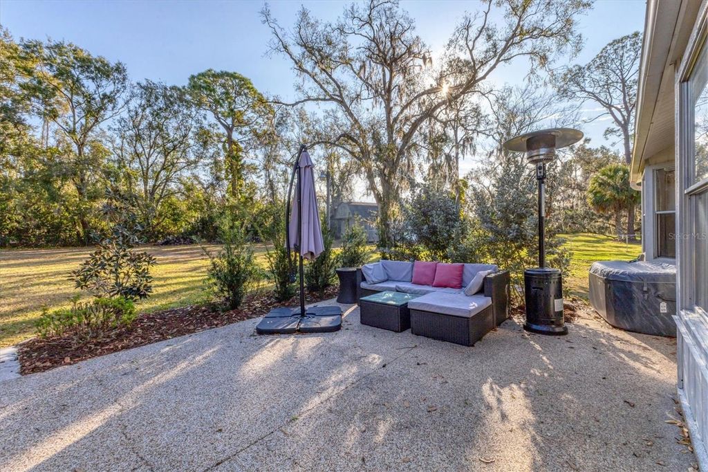 Image 27 of property listing at 6812 41ST AVENUE E, Bradenton, FL 34208