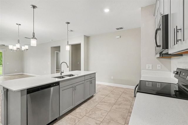 490 BRUNSWICK DRIVE, Davenport, FL 33837