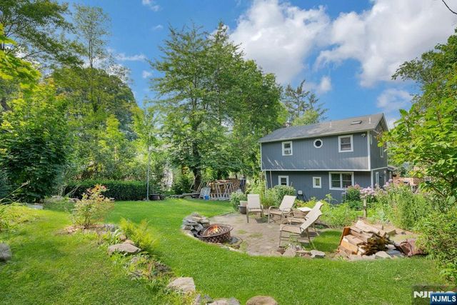 19 Fernwood Avenue, Hardyston, NJ 07460