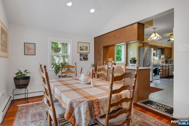 19 Fernwood Avenue, Hardyston, NJ 07460