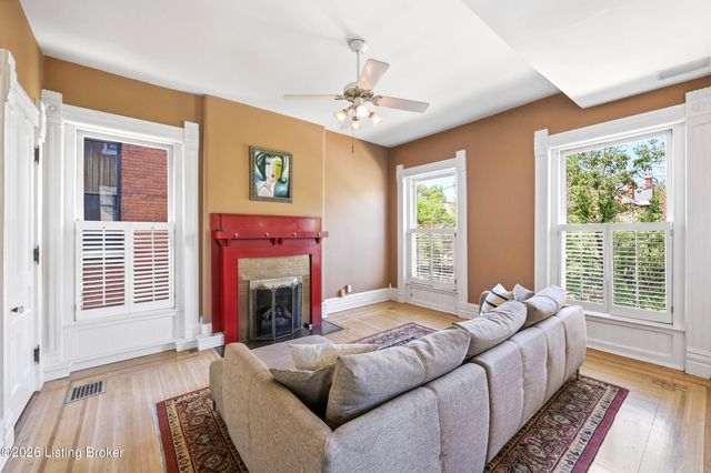 122 W Ormsby Ave, Louisville, KY 40203