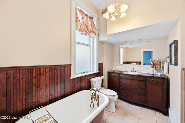 122 W Ormsby Ave, Louisville, KY 40203