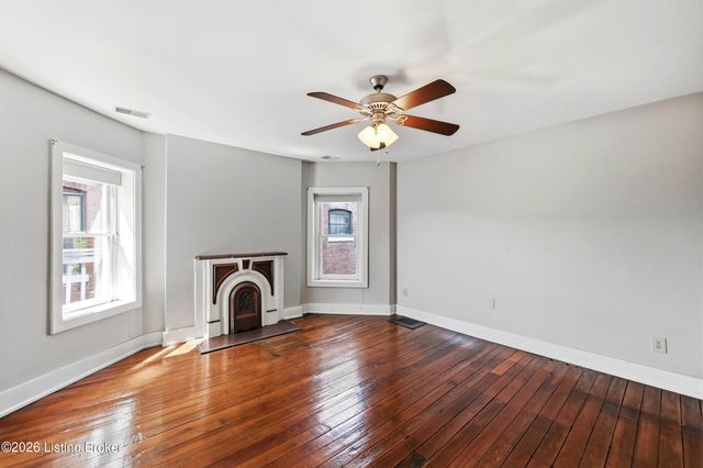 122 W Ormsby Ave, Louisville, KY 40203