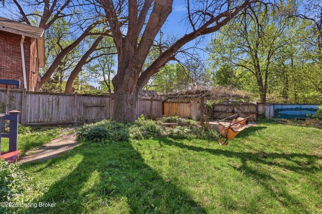 122 W Ormsby Ave, Louisville, KY 40203