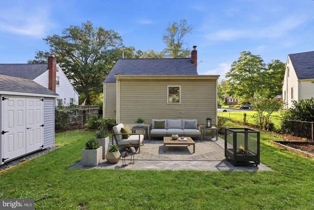 10419 GRANDIN RD, Silver Spring, MD 20902
