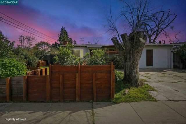 1990 Sunshine Dr, Concord, CA 94520