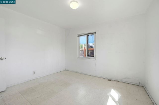 1990 Sunshine Dr, Concord, CA 94520