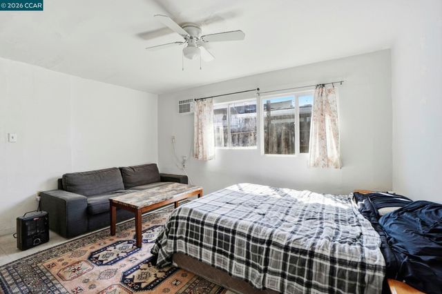 1990 Sunshine Dr, Concord, CA 94520