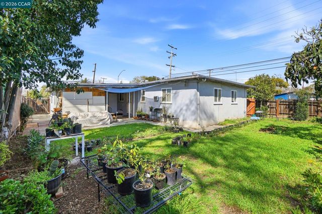 1990 Sunshine Dr, Concord, CA 94520