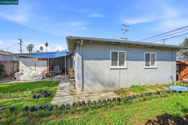 1990 Sunshine Dr, Concord, CA 94520