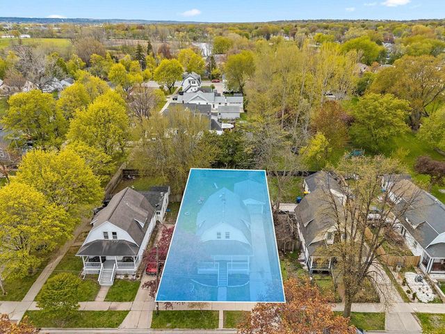 1450 CHICAGO STREET, Green Bay, WI 54301