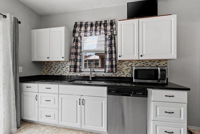 1450 CHICAGO STREET, Green Bay, WI 54301