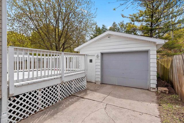 1450 CHICAGO STREET, Green Bay, WI 54301