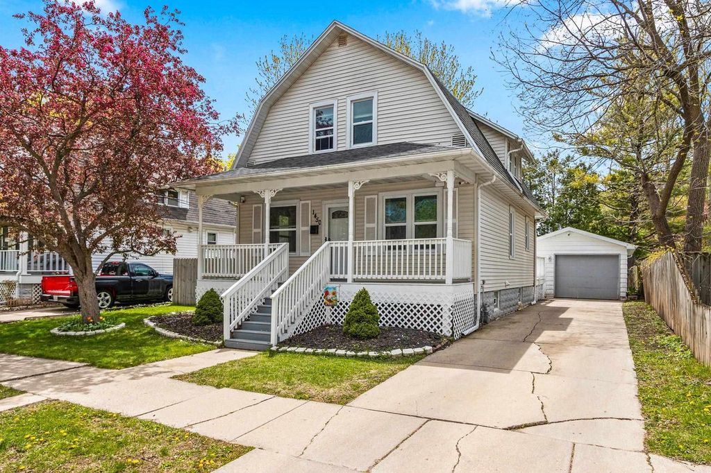 1450 CHICAGO STREET, Green Bay, WI 54301
