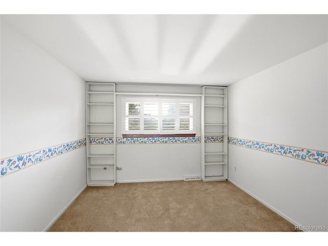 7753 S Oneida Ct, Englewood, CO 80112