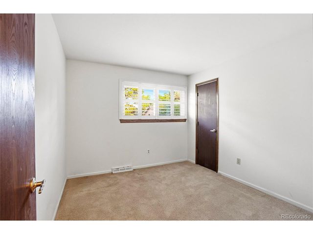 7753 S Oneida Ct, Englewood, CO 80112