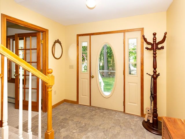 6 Tamarack Road, Plaistow, NH 03865