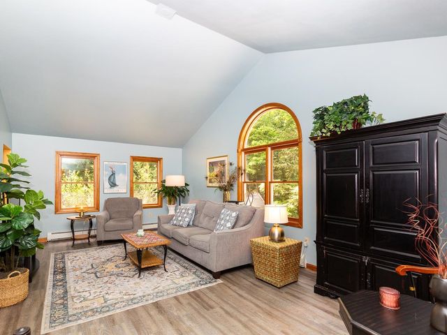 6 Tamarack Road, Plaistow, NH 03865
