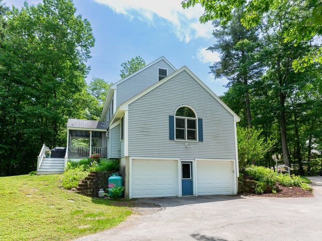 6 Tamarack Road, Plaistow, NH 03865