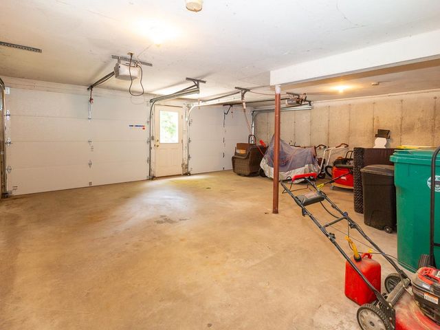 6 Tamarack Road, Plaistow, NH 03865