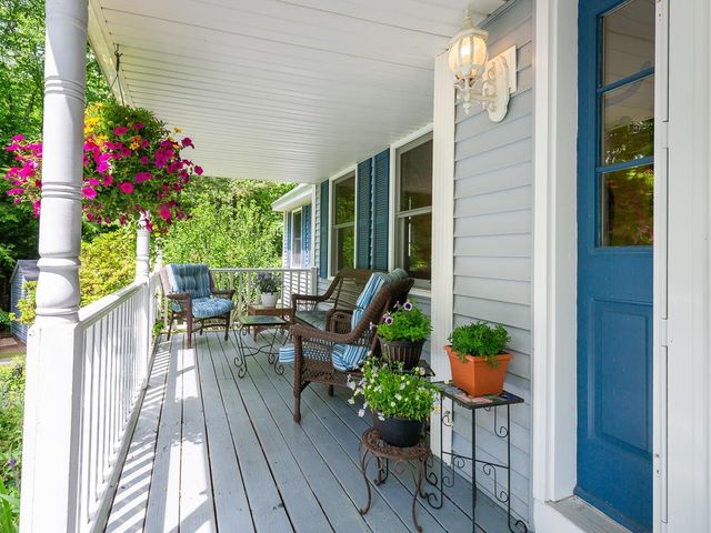 6 Tamarack Road, Plaistow, NH 03865