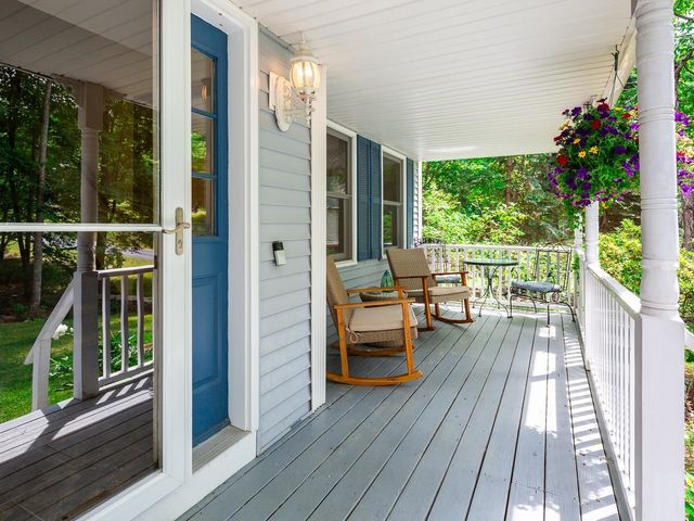 6 Tamarack Road, Plaistow, NH 03865