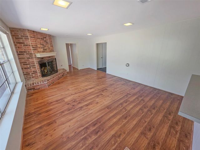 10806 Inwood Drive, Houston, TX 77042
