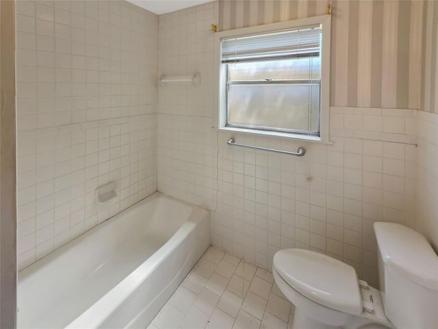 10806 Inwood Drive, Houston, TX 77042