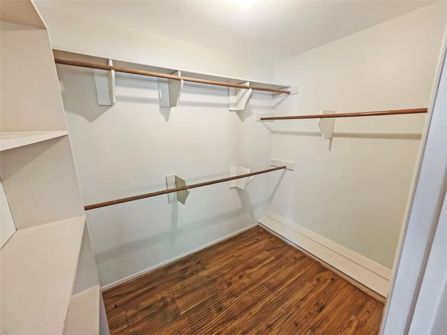 10806 Inwood Drive, Houston, TX 77042
