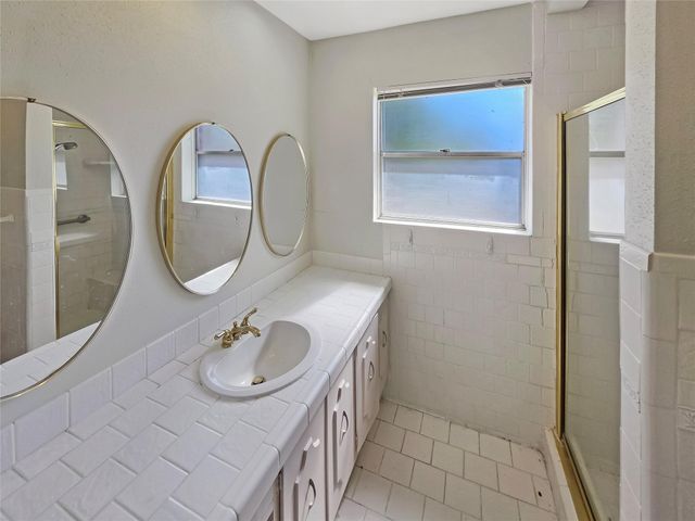 10806 Inwood Drive, Houston, TX 77042