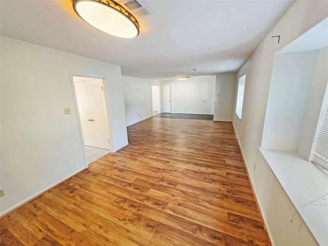10806 Inwood Drive, Houston, TX 77042