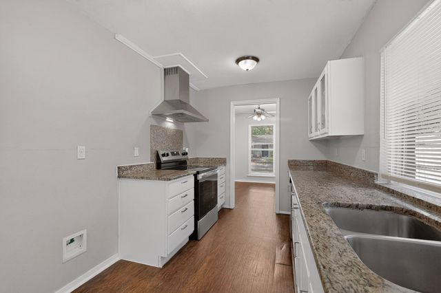 433 Solitude Drive, Garland, TX 75043
