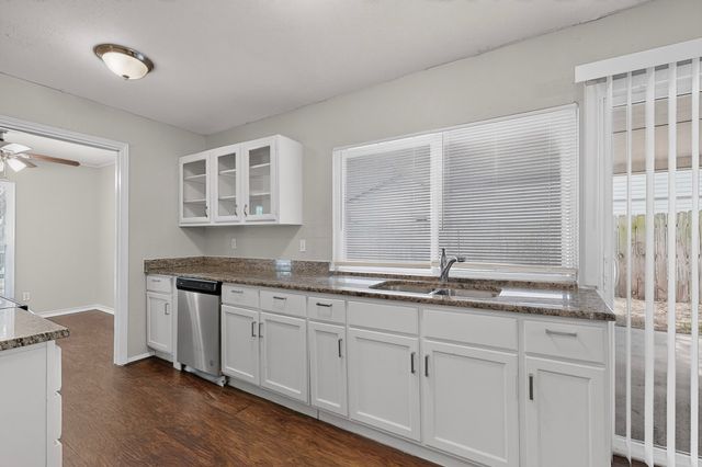 433 Solitude Drive, Garland, TX 75043