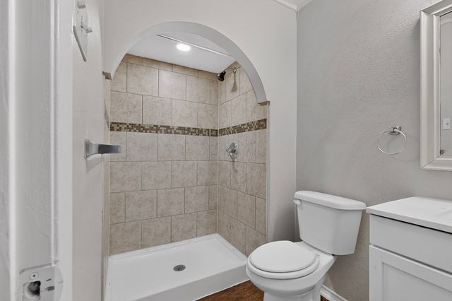 433 Solitude Drive, Garland, TX 75043