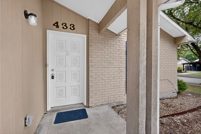 433 Solitude Drive, Garland, TX 75043