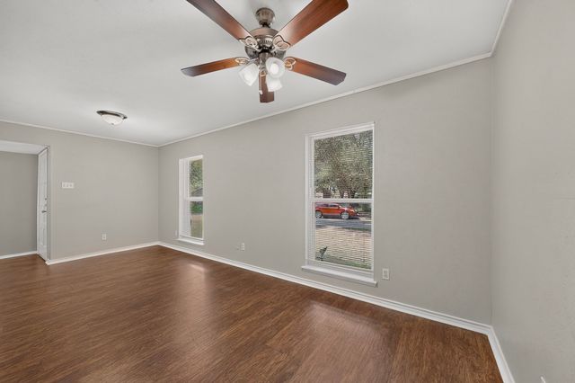 433 Solitude Drive, Garland, TX 75043